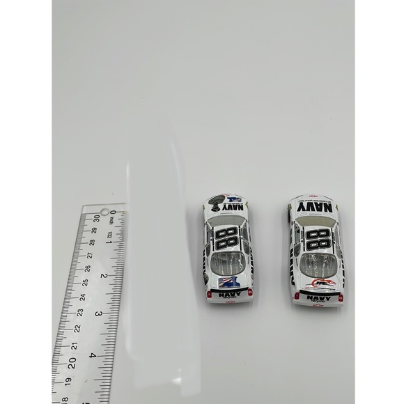Brad Keselowski Loose Car Lot Diecast Number 88 Navy First Win 1:64 Scale - Picture 3 of 7